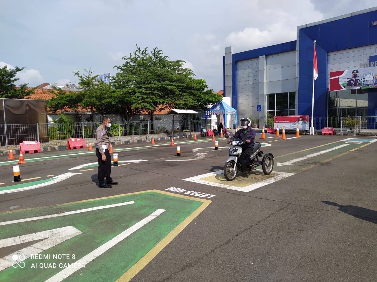 Satlantas Polrestabes Semarang Gelar Pelatihan Uji Praktik SIM D Untuk Komunitas Difabel