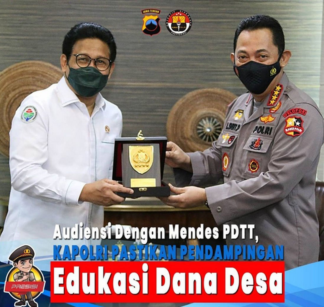 Kapolri Jenderal Listyo Sigit Prabowo menerima audiensi Menteri Desa Pembangunan Daerah Tertinggal dan Transmigrasi (Mendes PDTT) Abdul Halim Iskandar, di Mabes Polri, Jakarta Selatan, Rabu (26/5)