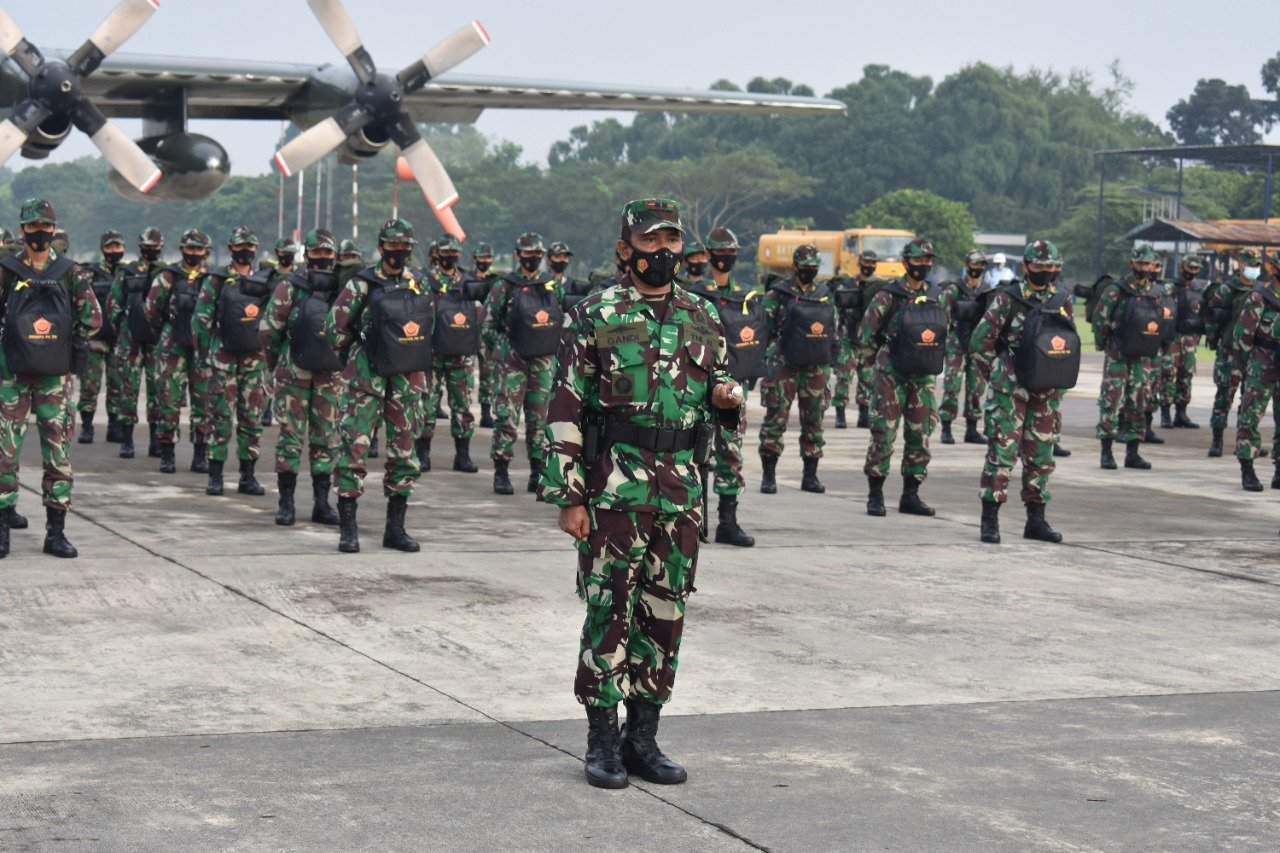 RELAWAN. Ratusan siswa tenaga kesehatan Akademi Militer Magelang dikirim menuju Ibukota Jakarta, untuk membantu penanganan Covid-19. (foto : IST/magelang ekspres)