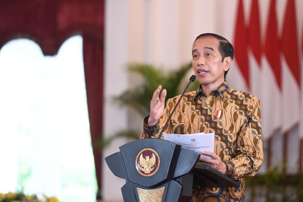 Presiden Joko Widodo (Jokowi) menyoroti lambannya penyerapan Anggaran Pendapatan dan Belanja Daerah (APBD)