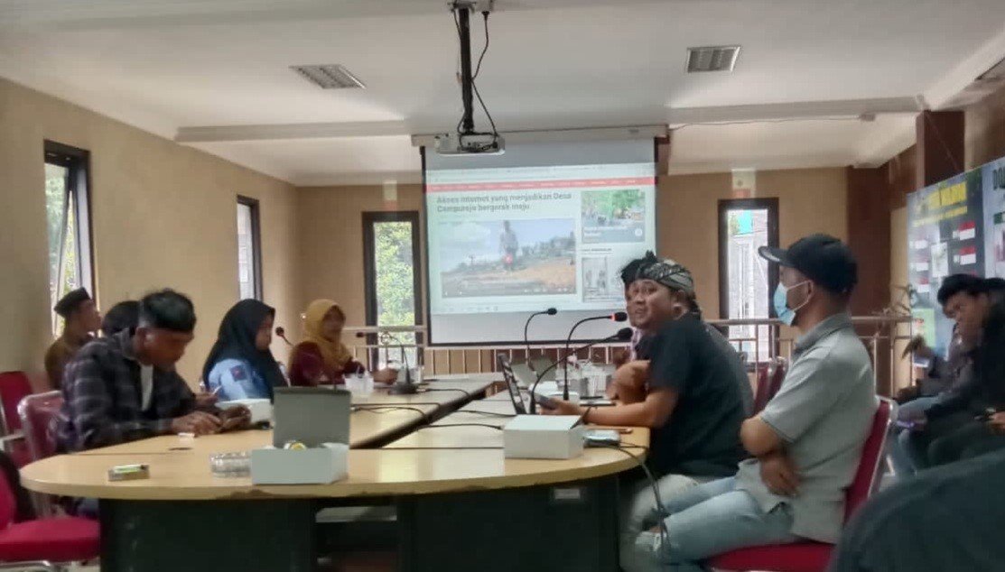 Kembangkan Potensi Desa, Puluhan Anak Muda Campurejo, Temanggung Dibekali Pelatihan Jurnalistik