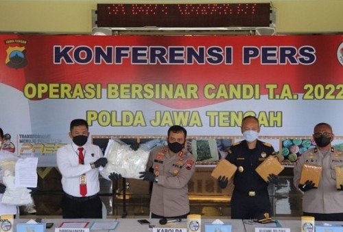 Konferensi pers Operasi Bersinar Candi 2022, Selasa (8/3), di Markas Polda Jawa Tengah.