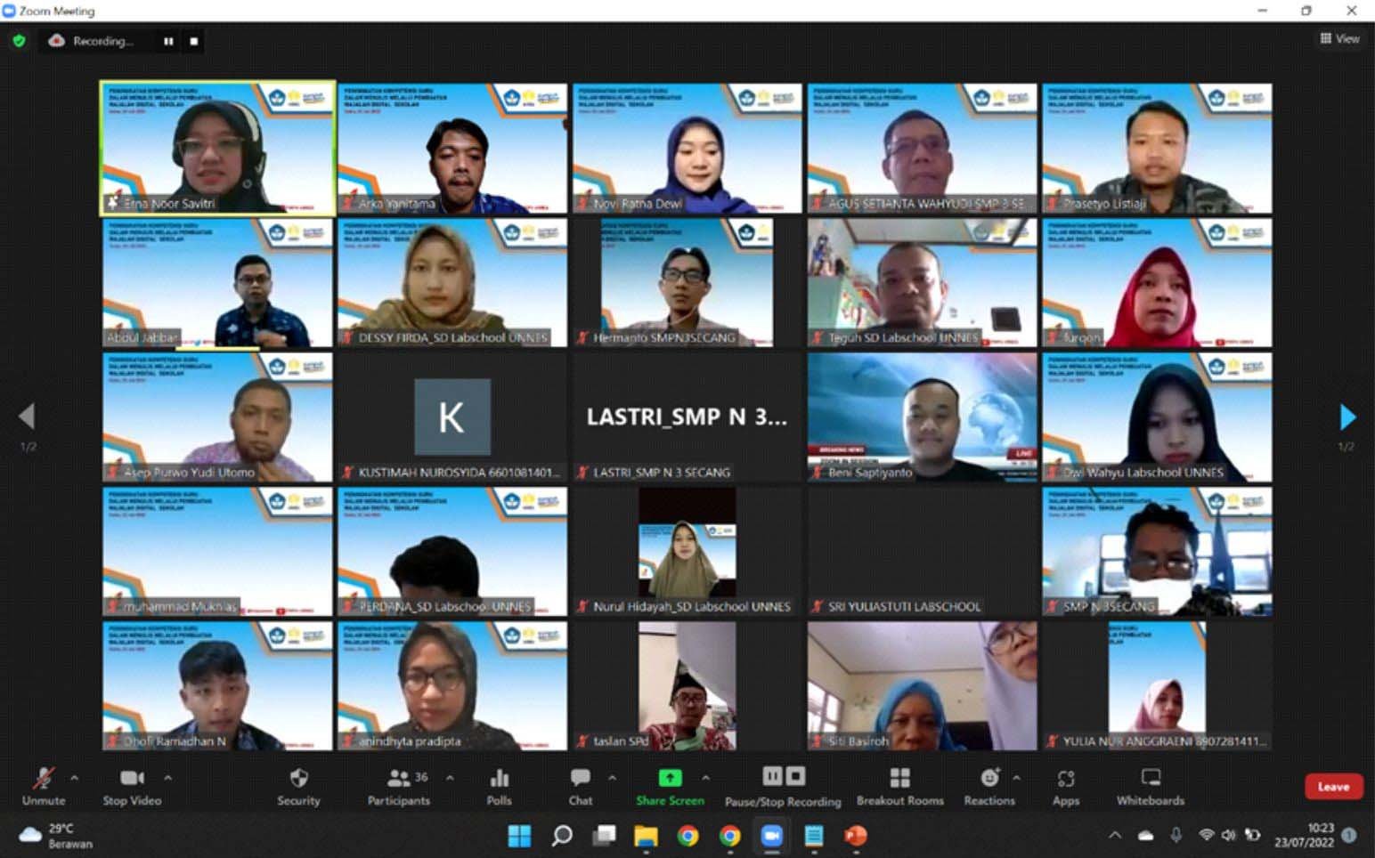 Tim Pengabdian Masyarakat FMIPA UNNES Berikan Workshop Menulis Majalah Digital untuk Guru-guru SMP N 3 Secang