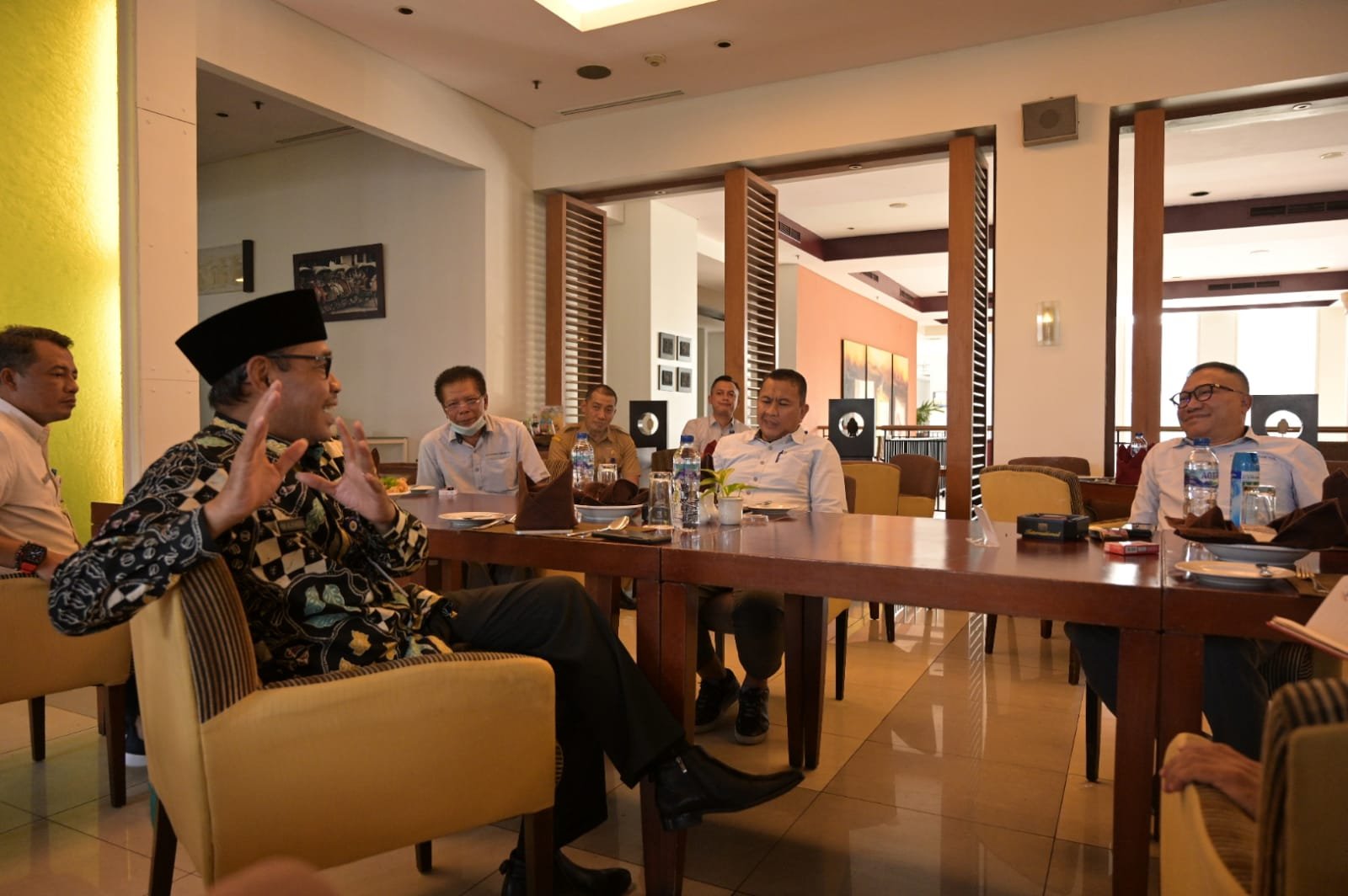 Bupati Temanggung, HM Al Khadziq saat menggelar kunjungan kerja dengan menemui jajaran direksi di PT Gudang Garam, Kediri, Jawa Timur, Senin (29/8/2022) (Foto: dok.Forkompim Kabupaten Temanggung.)